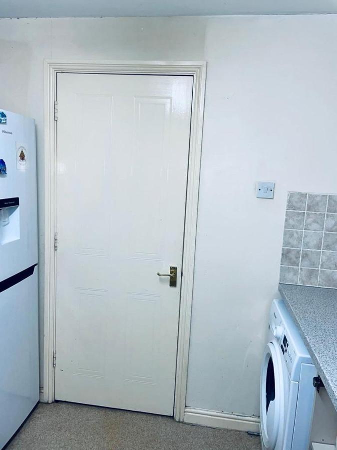 Service Apartment Thamesmead  Eksteriør bilde